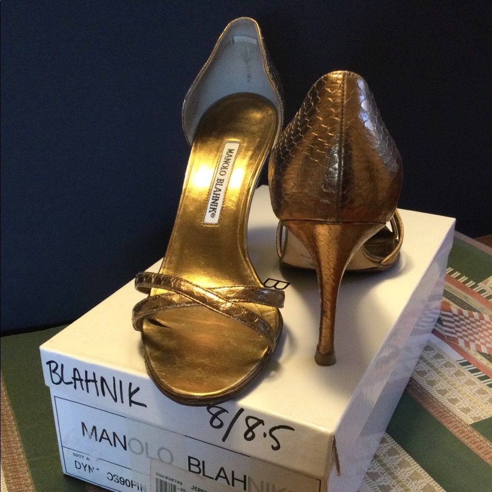 High hill gold Manolos